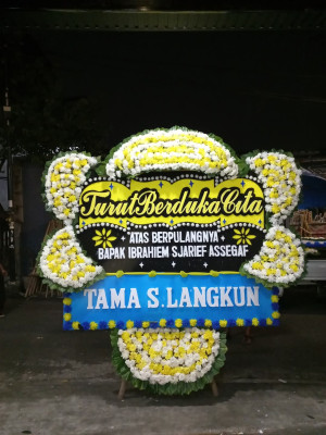 Papan Bunga Duka di Walang Sari